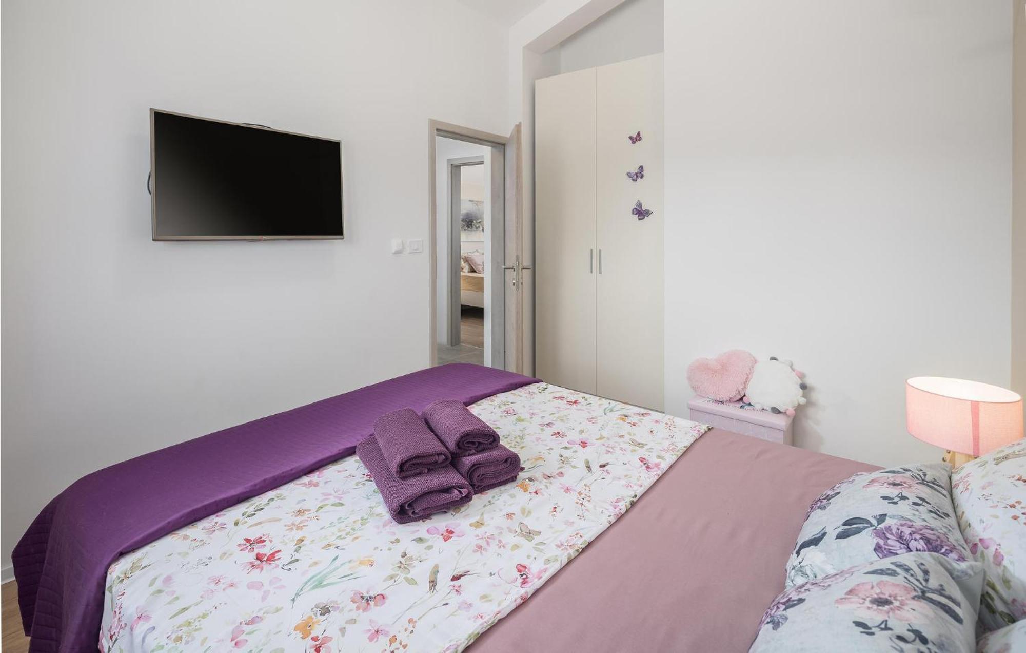 Amazing In With Kitchen Vikendica Pula